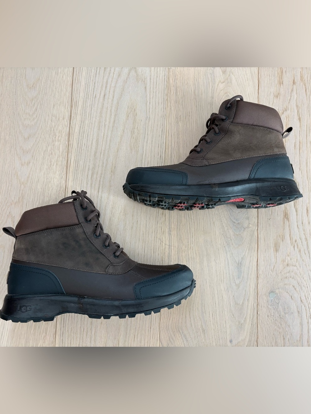 UGG Mens Black Emmett 1115834 Leather Waterproof Lace Up Duck Boots Sz US 12